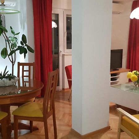 Galeria Nura Apartment Mostar Bagian luar foto