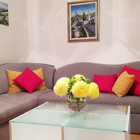 Galeria Nura Apartment Mostar Bagian luar foto